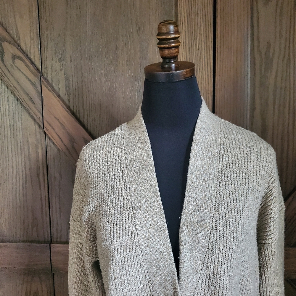 LAST CHANCE Zara Beige Cardigan Sweater - Picture 4 of 4